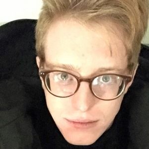 Meet your Posher, Andrew